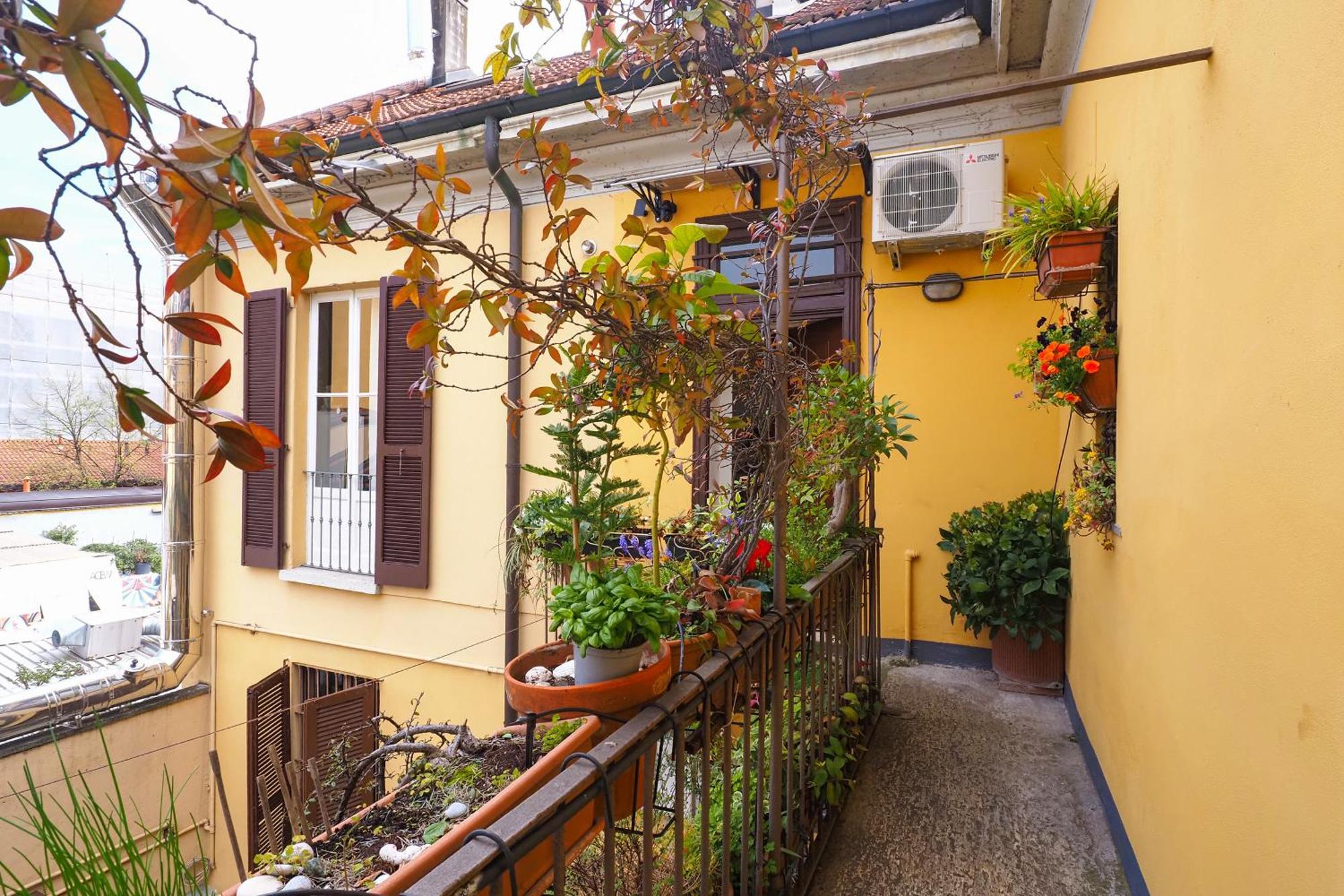 Charming Studio In The Heart Of China Town Милан Экстерьер фото